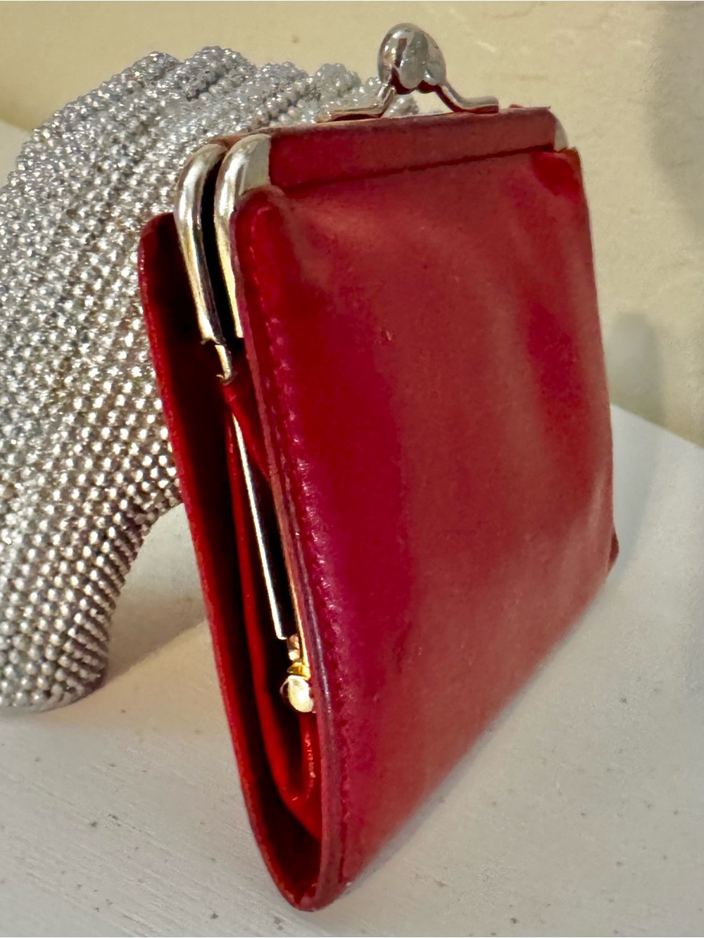 Celine rare Vintage Red Leather Kiss-Lock Wallet coin-purse luxury charming - Picture 5 of 16
